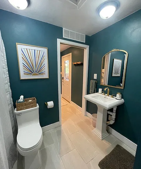 321 E Gunnison Ave — Photo 25