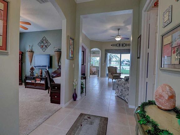 5th image of 423 SW Talquin Ln