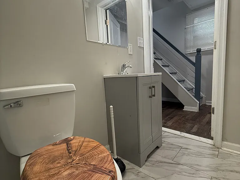 537 N 64th St #2 — Photo 14