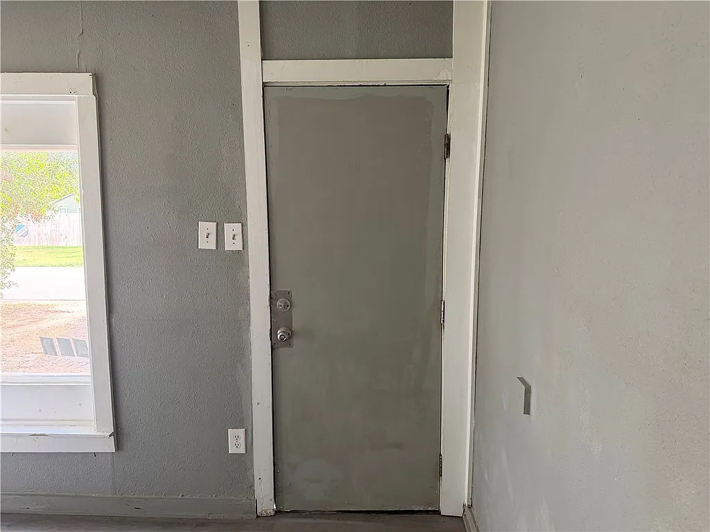 1 bed, 650 sqft, $975 — Photo 3