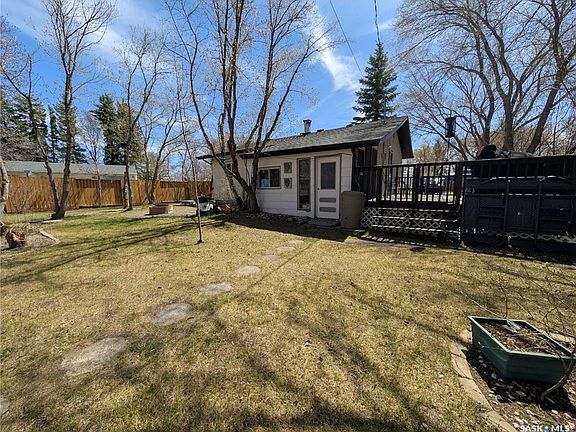 2nd image of 123 Maple ROAD