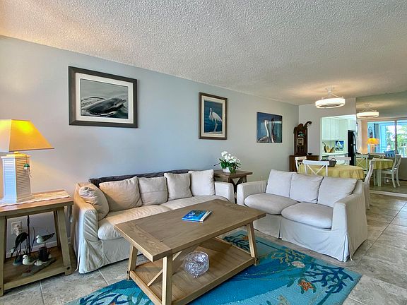 5th image of 1901 S Roosevelt Blvd APT 202E