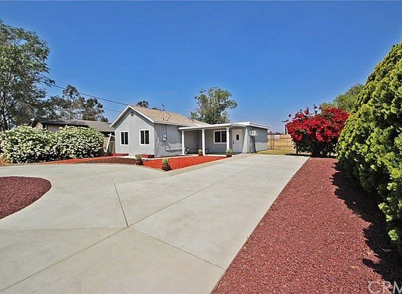 Circular driveway and RV parking