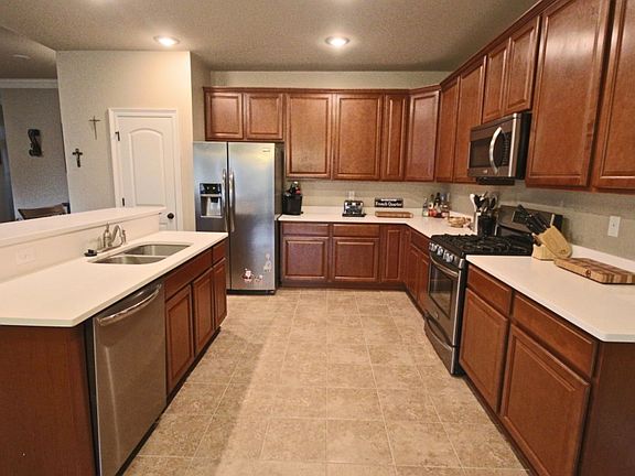 2nd image of 42650 Wynstone Dr