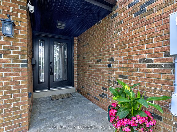 4th image of 63 Linkdale Rd