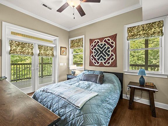 2nd image of 678 Deep Woods Dr
