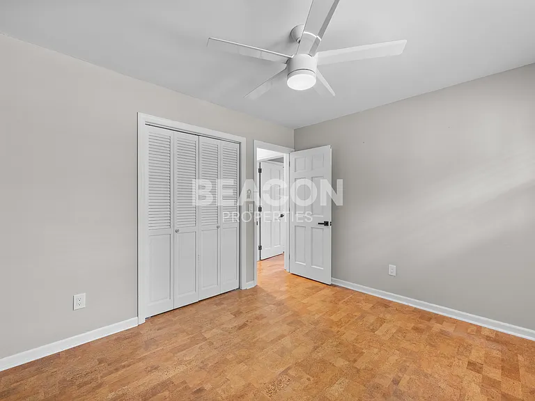 406 W Blackbeard Rd — Photo 37