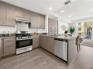 168 S Monterey St #202, Alhambra, CA