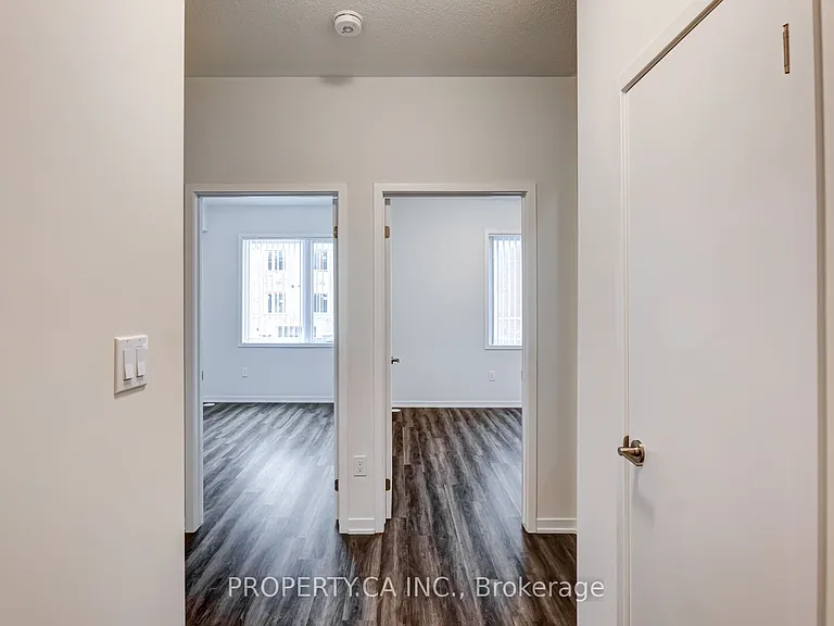 80 Honeycrisp Cres #Townhouse 377 — Photo 13