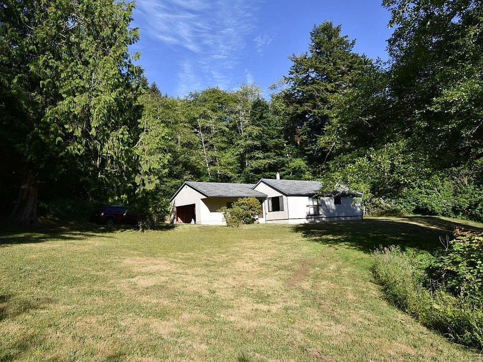 1st image of 718 NE Polk Dr