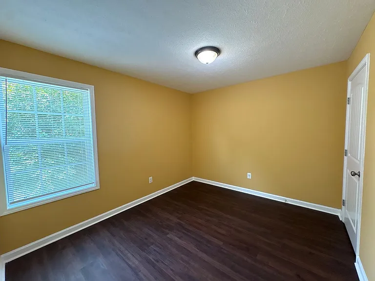 504 Wheeler St — Photo 14