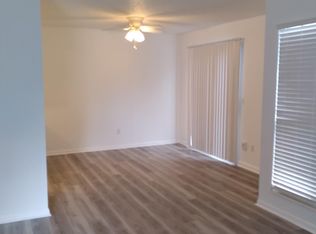 197 Sylvan Dr, Atlantic Beach, FL 32233