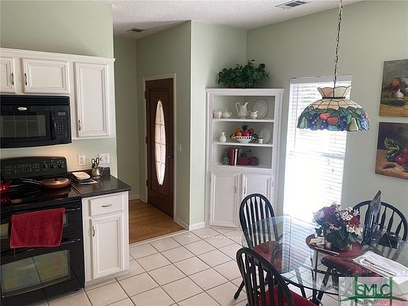 2nd image of 55 Nelson Dr