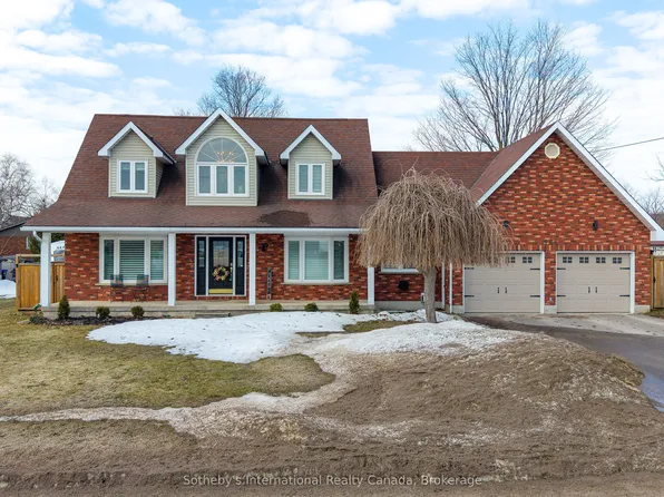 154 Mary St, Clearview, ON L0M 1G0