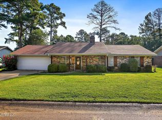 142 Fern Valley Rd, Brandon, MS 39042