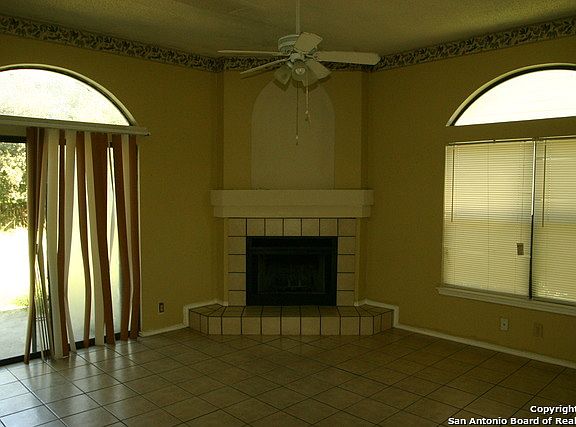 3rd image of 4245 Sunrise Creek Dr