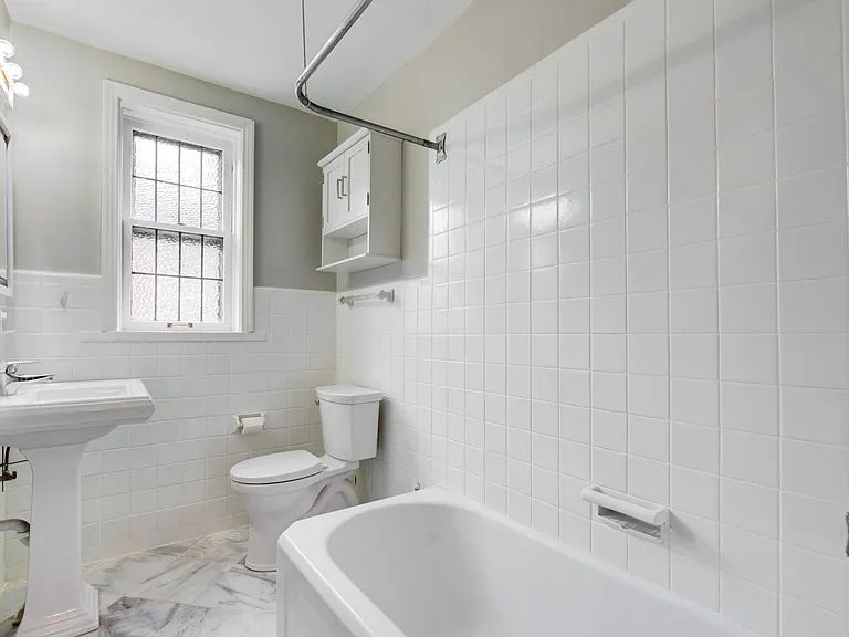 7339 Delmar Blvd — Photo 8