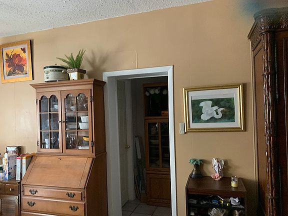 5th image of 1717 Margie Ct