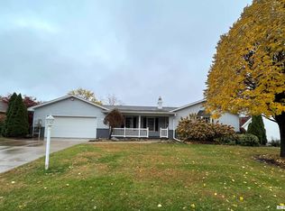1430 W Devereux Dr, Peoria, IL