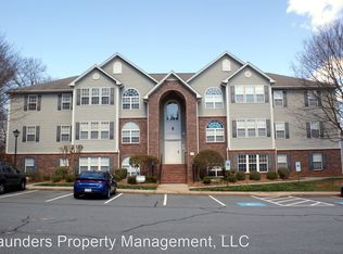 833 Scholastic Dr, Winston Salem, NC 27106