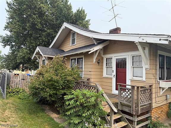 2nd image of 224 Westland Ave SW