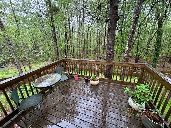 5th image of 4304 Bradley Dr