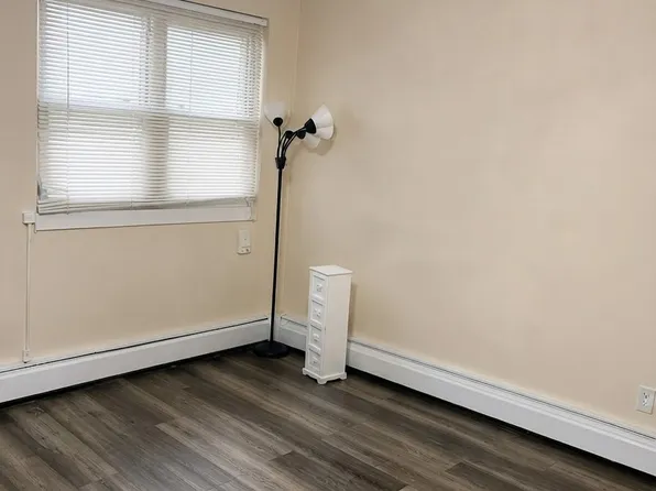 559 Hollywood Ave Floor 1, Bronx, NY 10465
