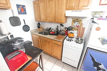 Rented by Jonis Realty