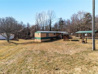 3859 Volunteer Rd, Pinnacle, NC, 27043