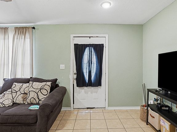 2nd image of 3104 Avenue L