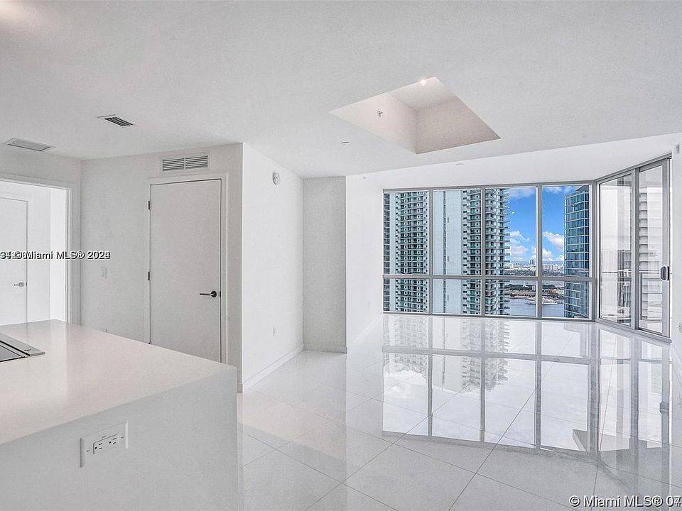 1st image of 851 NE 1st Ave #4603A