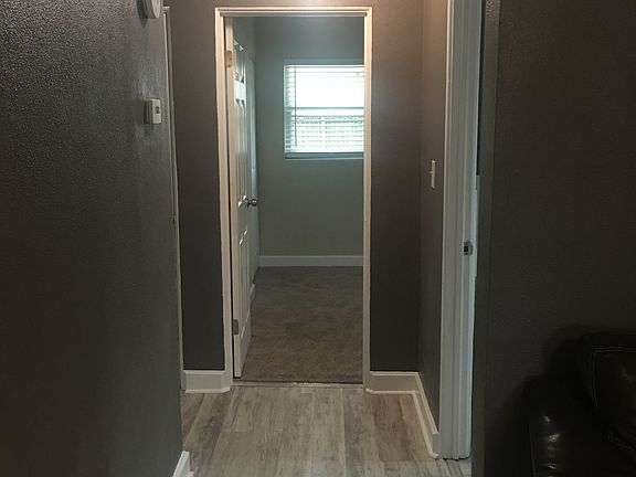 4th image of 495 Lucille St