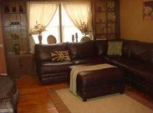 1702 Stoneybrook Dr, High Point, NC 27265