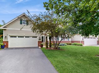 301 W Eagle Ct, Waukegan, IL 60087