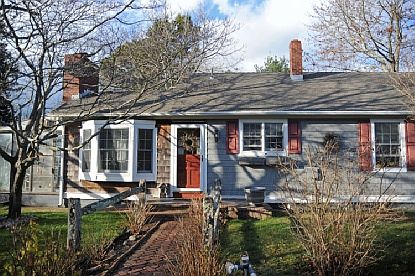 1st image of 449 Magee St