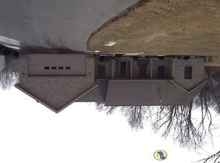 219 Willow Rd, Springfield, OH 45502