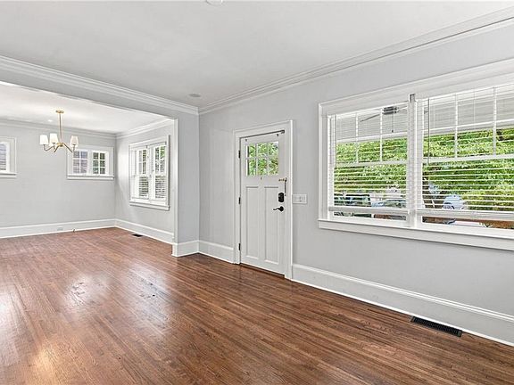 5th image of 884 Vedado Way NE