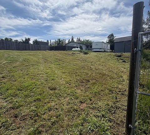 4th image of 984 Slate Creek Rd