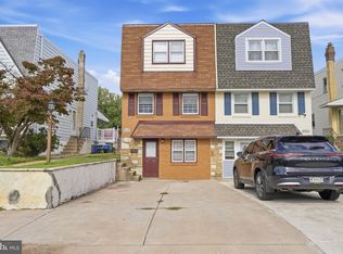 9954 Bridle Rd, Philadelphia, PA 19115