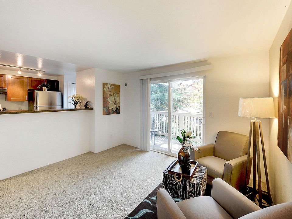 1st image of 14120 NE 181st Pl APT J202