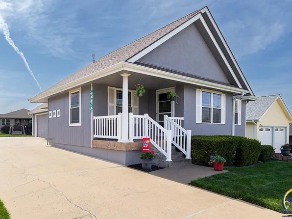 921 SW Woodbridge Ct, Topeka, KS 66606