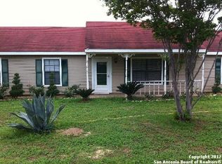 1299 Rendon Rd, Poteet, TX 78065