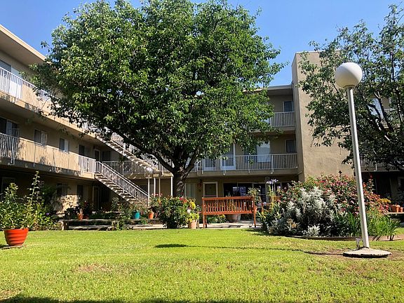 5th image of 222 G St APT 314