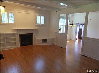2nd image of 3469 Creekside Ct
