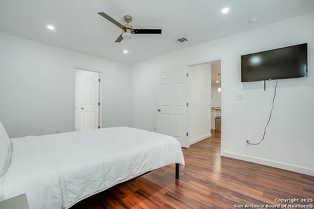 1039 McKinley Ave — Photo 23