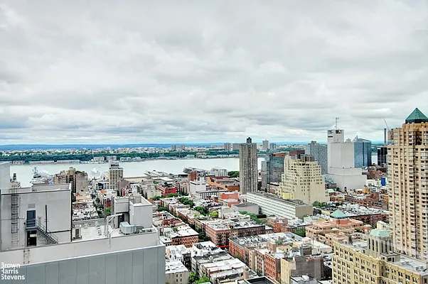 Rented by Brown Harris Stevens | media 23