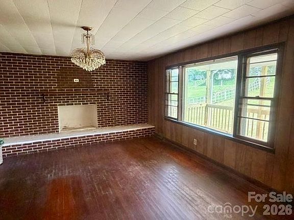 4th image of 3808 McCall Rd