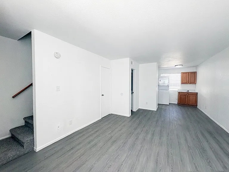 13020 N 21st Pl #U08 — Photo 1
