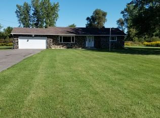 14549 E Lee Rd, Albion, NY 14411