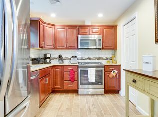 39 Ossman Ct, Garnerville, NY 10923